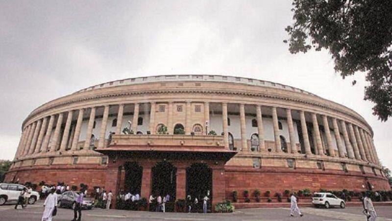 It is unfortunate that the national flag was insulted at the Red Fort. Presidential anguish at joint parliamentary session.