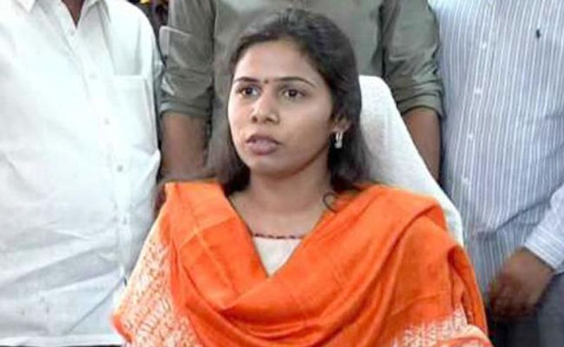 akhila priya in kidnap case : Police Petition Over Akhila Priya Custody - bsb