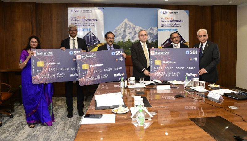 State Bank of India and Indian Oil launch Contactless RuPay Debit card