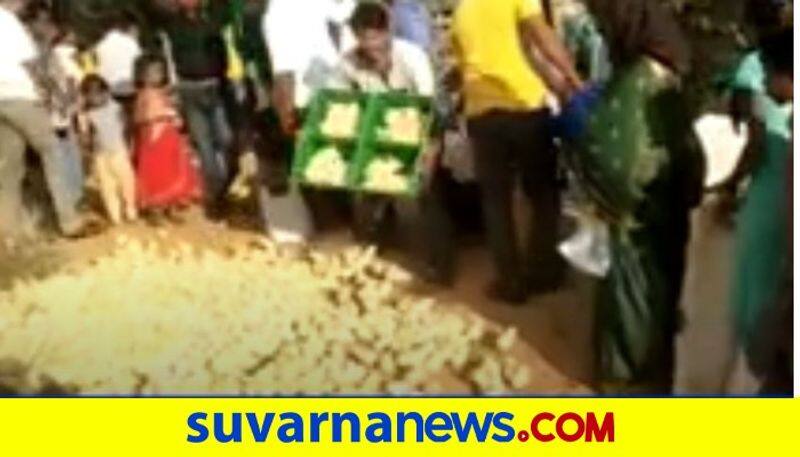 Chikkaballapur Farmers Abandon Chicks At Forest hls