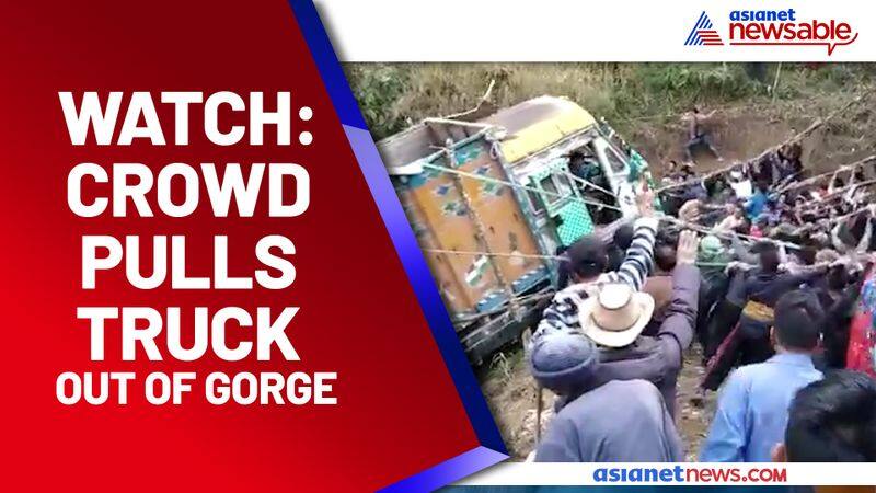 Crowd pulls truck out of gorge; video goes viral - gps