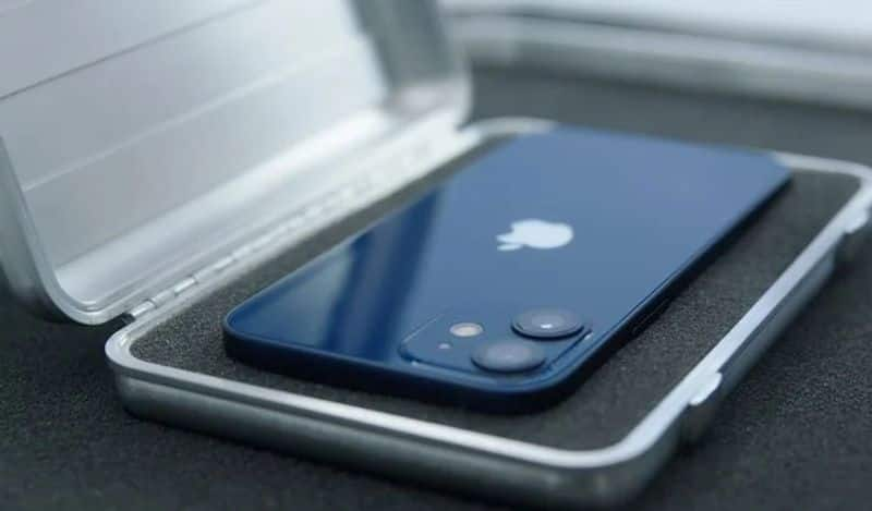 For those with weak hearts, Apple iPhone 12 can be dangerous due to its magnets