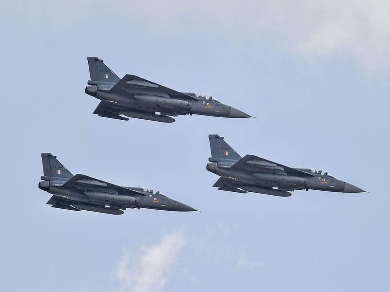 IAF HAL to sign deal for Tejas aircraft on February 3-VPN