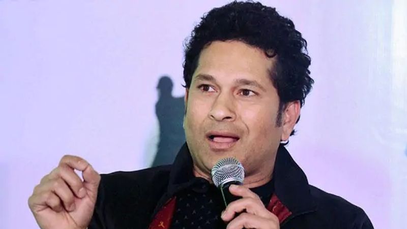 Mass Support for Sachin tendulkar reminds critics of his service to India ckm