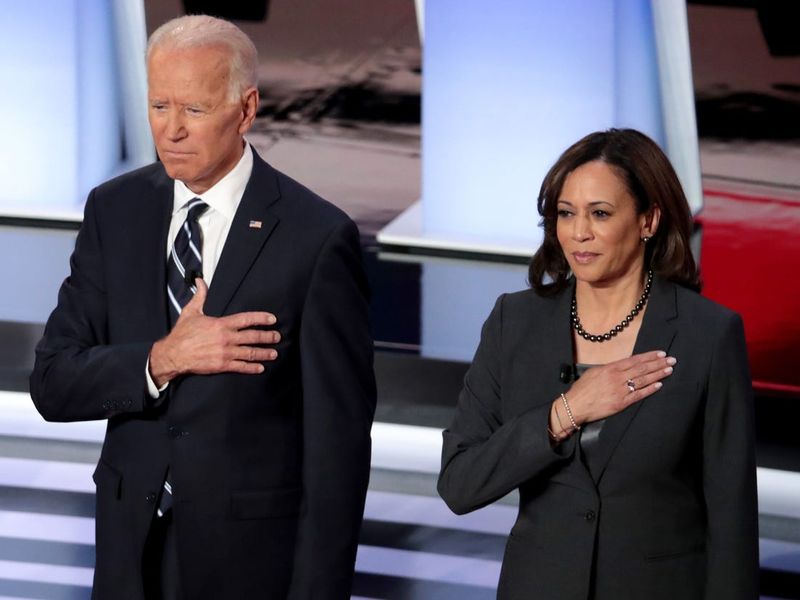 american president joe biden kamala harris oath today