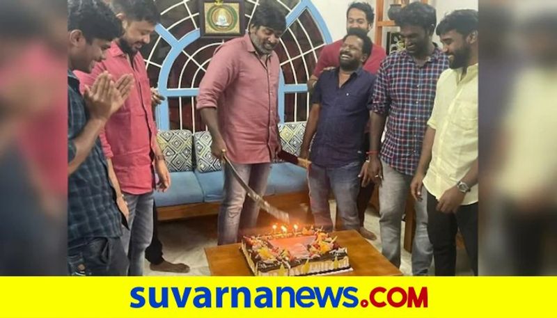 Vijay Sethupathi apologises for cutting birthday cake with sword dpl