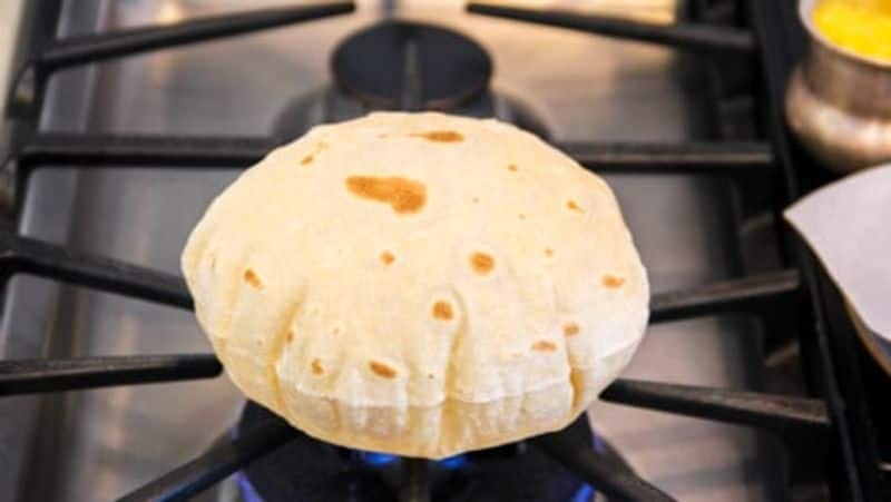 What is the secret to making soft chapatis rsl