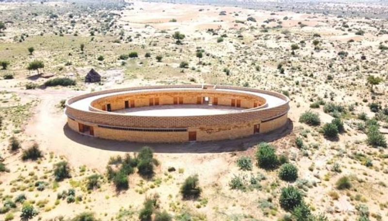 school in the middle of Thar Desert