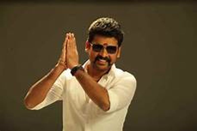 actor vimal police compliant for singaravelan producer