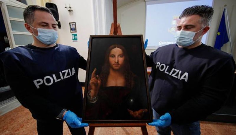 Salvator Mundi stolen copy found