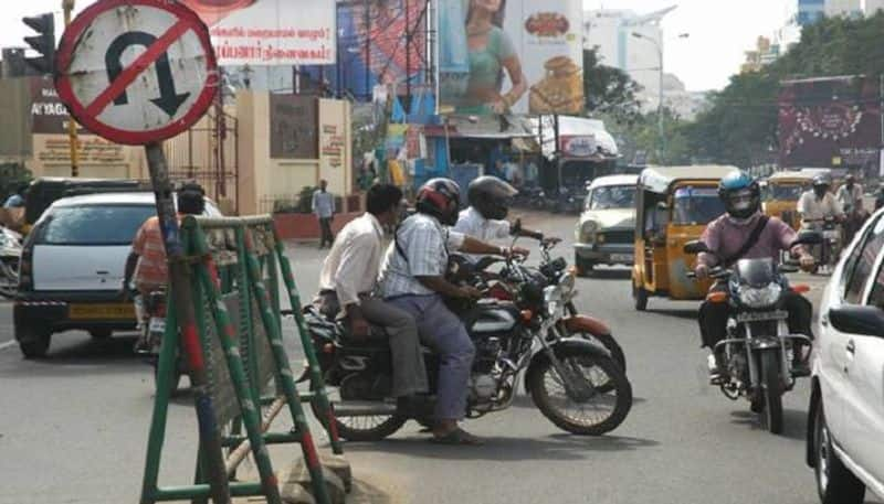 man attacked auto driver due to u turn in vijayawada - bsb