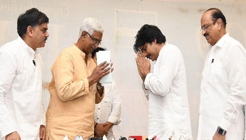 janasena chief pawan kalyan donates rs. 30 lakhs for ayodhya ram mandir construction - bsb