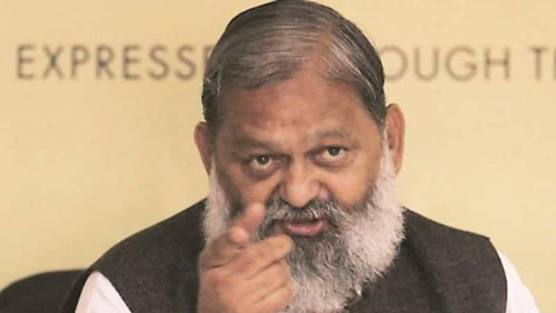 Delhi government looting oxygen tanker, alleges Haryana minister Anil Vij-dnm