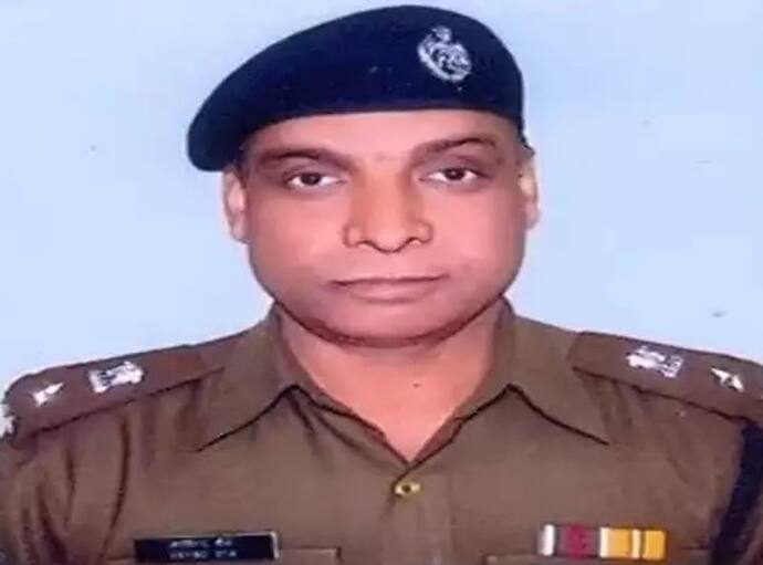 रिटायरमेंट के तीन दिन पहले जेल गया ये IPS, जानिए पूरी कहानी