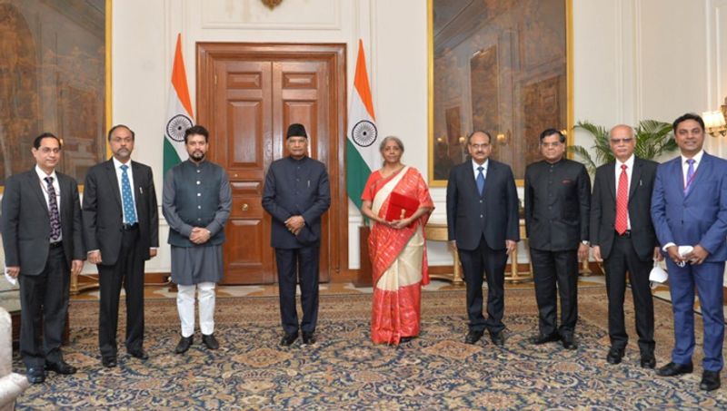 Budget 2021: Finance Minister Nirmala Sitharaman meets President Ram Nath Kovind ahead of Budget presentation-dnm