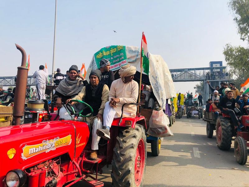 Farmers Postpone proposed Parliament march tractor rally says protest will continue ckm