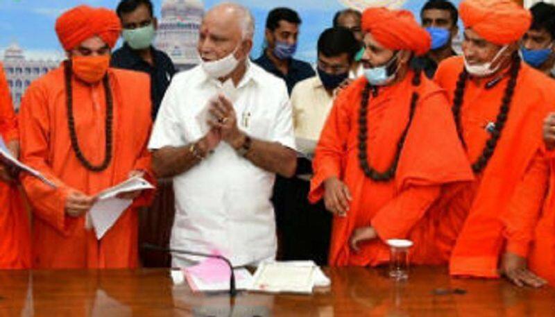 Jaya Mrityunjaya swamiji angry On cm Yediyurappa rbj