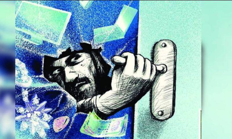 Rupees 85 lakh  Stolen From Fincare Bank In Srikalahasti