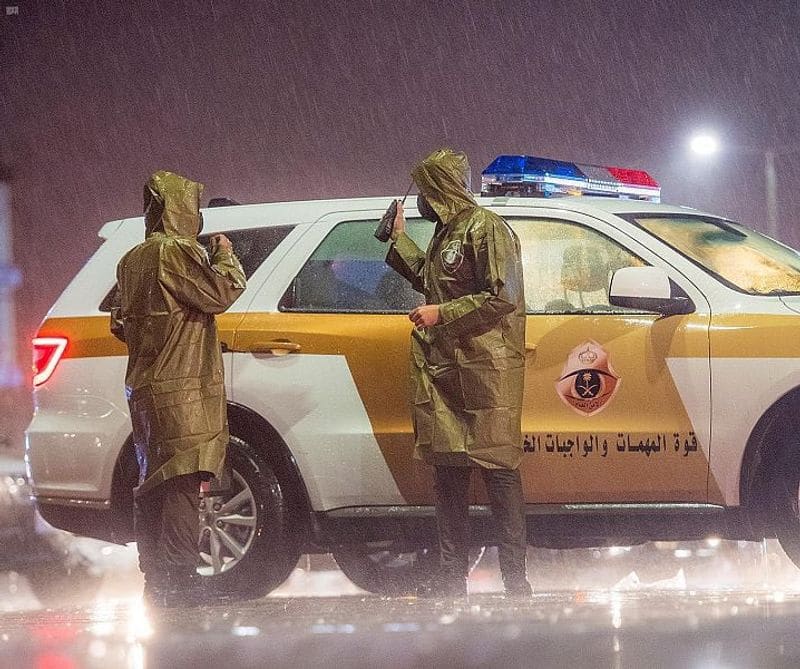 rain continues to hit several parts of saudi arabia