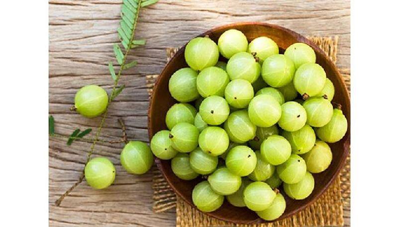 Use Amla For Beautiful Skin