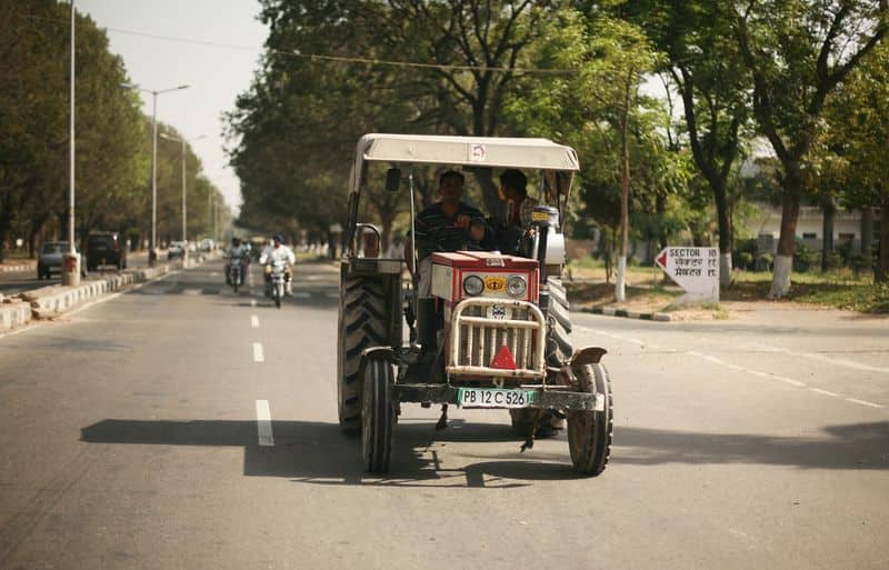 Know more about Indias first CNG tractors