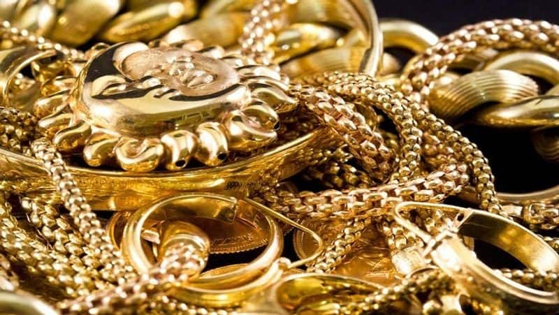 man stolen gold from neighbours house, arrest in anakapalli - bsb