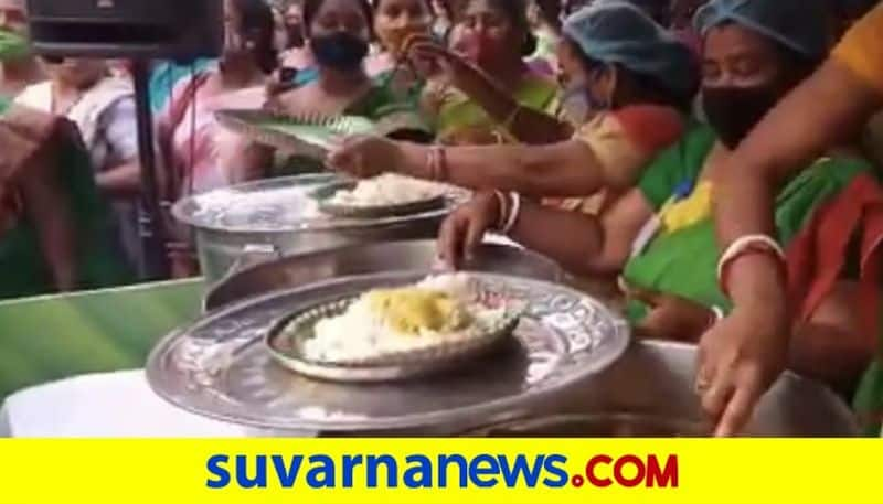 Challakere MLA Arranges Free Meals During Janata Curfew hls