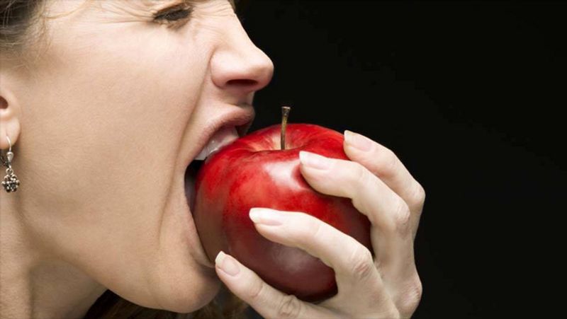 which foods you should avoid after eating apple in tamil mks