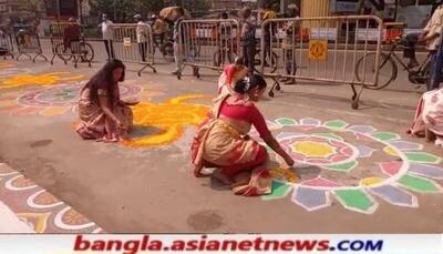 ভাষা দিবসে  ঠাকুরপুকুরে শিবপ্রসাদ, আলপনায় সাজল ১১০ ফুট উচ্চতার রাস্তা