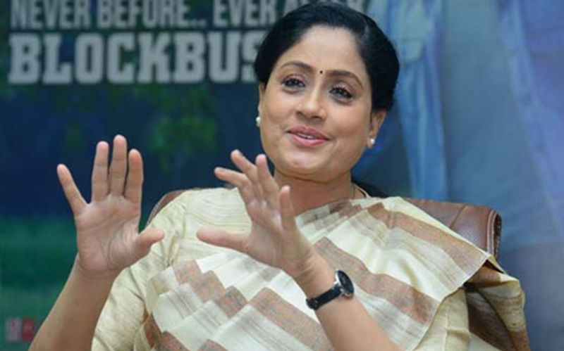 Vijayashanti fire on bjp, brs in pressmeet, hyderabad - bsb