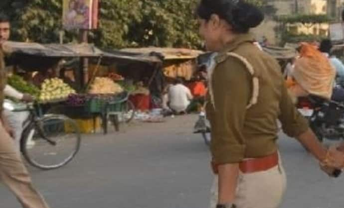 'पतली सी हो रायफल कैसे संभालती हो'  Lady Police से मनचले ने की छेड़छाड, फिर जो हुआ वो देखने लायक था