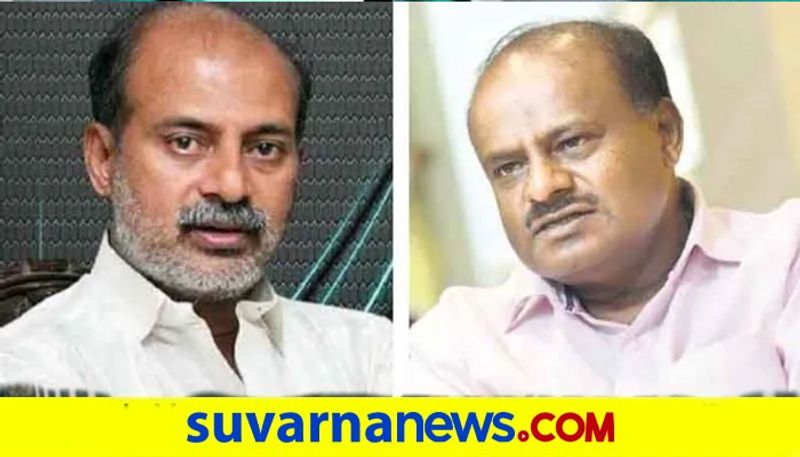 JDS MLA SA Ra Mahesh Try To Convince GT Devegowda snr