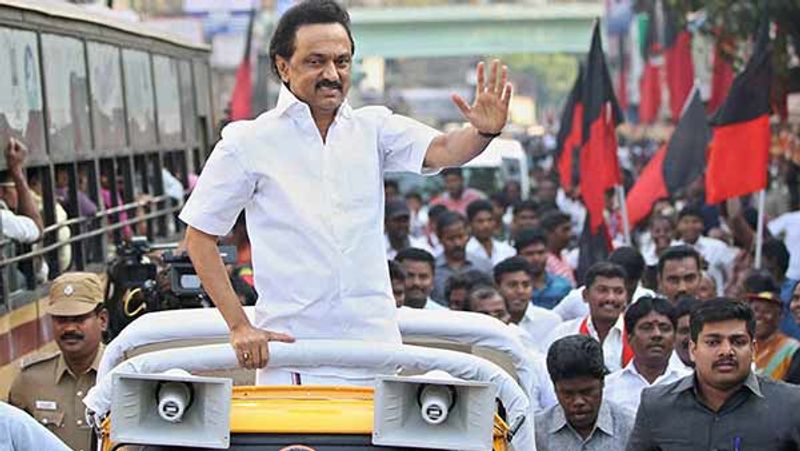 DMK to wrest Tamil Nadu from AIADMK Times Now CVoter opinion poll pod