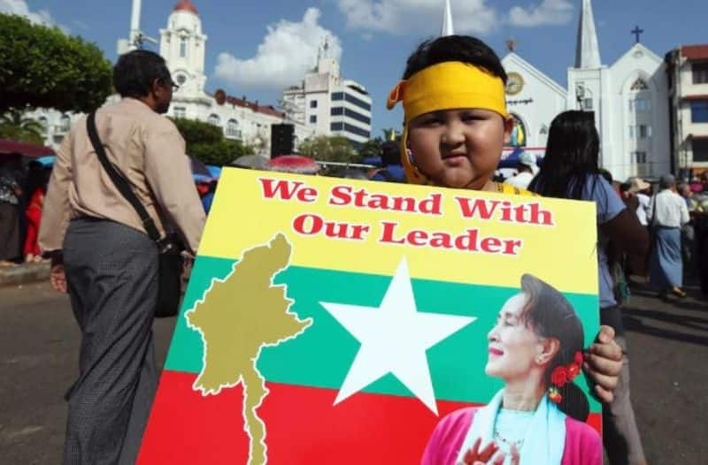 is aung san suu kyi a fake idol by denny thomas vattakkunnel