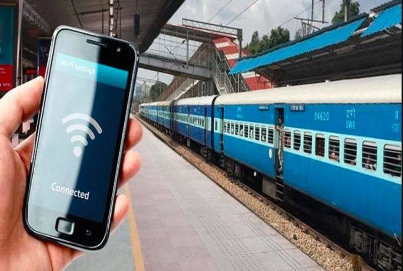 Maharasthra to Uttar Pradesh: Railway stations of top 7 states in India with free wifi connectivity ANK