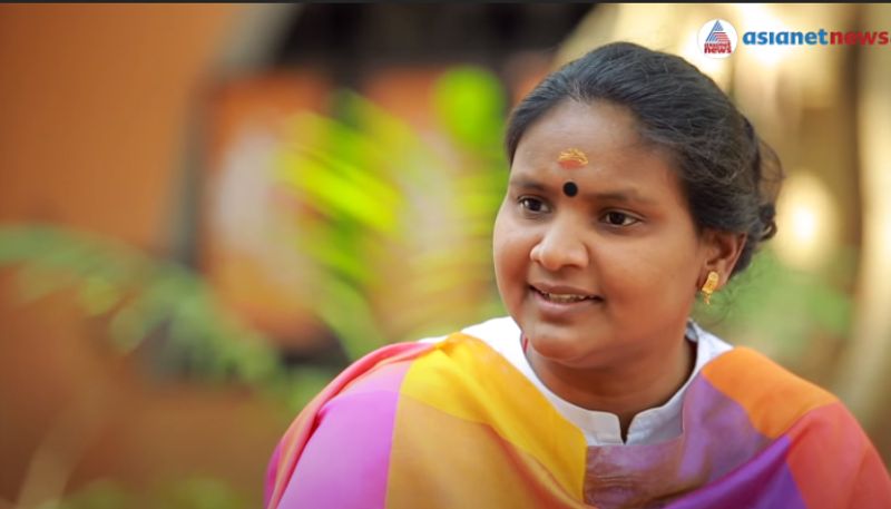 Kerala Legislative Assembly Election 2021 Ramya Haridas MP in Chat Walk