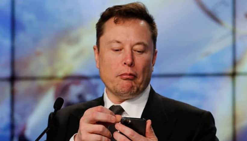 Elon Musk thinks Jeff Bezos retired to pursue full-time job filing lawsuits against SpaceX