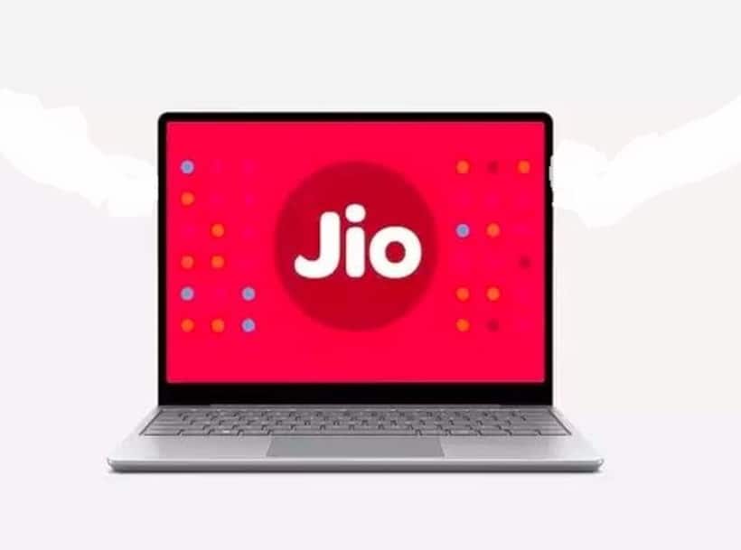 Laptop Reviews: మార్కెట్లోకి అతి త్వరలో Reliance Jio Laptop రంగ ప్రవేశం...ధర, ఫీచర్లు తెలిస్తే షాకే...