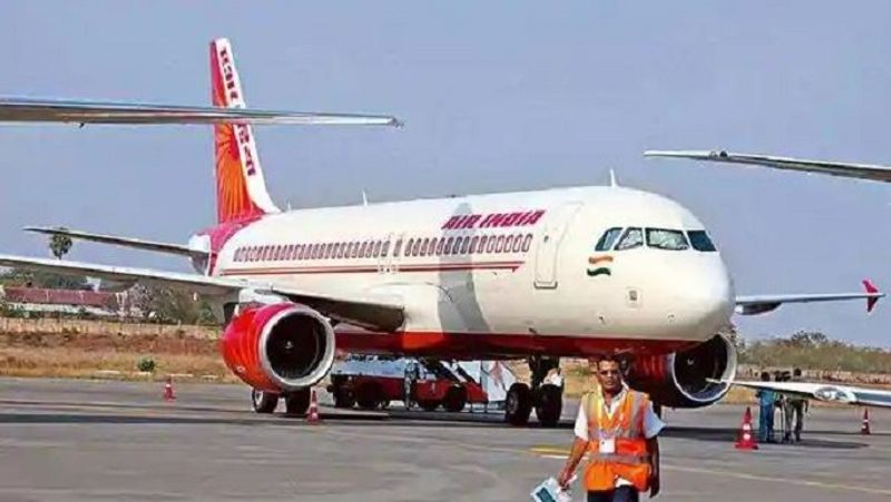 Tata SpiceJet Promoter Ajay Singh In Contention To Acquire Air India pod