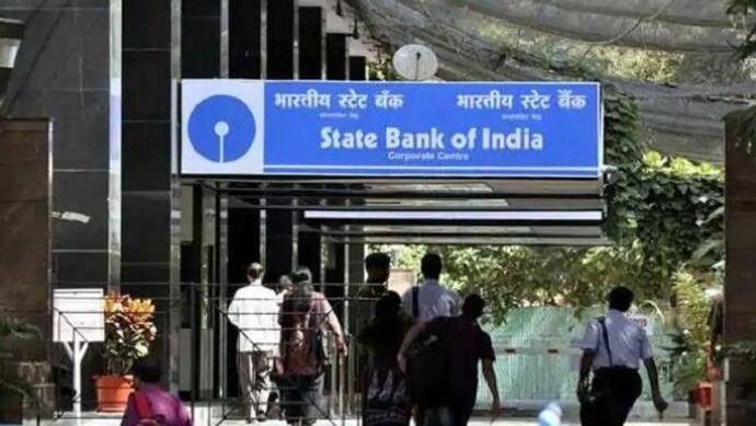 SBI ने कहा, ग्राहक निपटा लें जरूरी काम, 15-16 मार्च को हड़ताल से बैंक का कामकाज हो सकता है प्रभावित