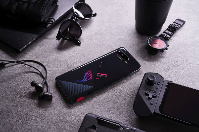 Asus ROG Phone 5 launched, 18 GB RAM with 144hz refresh rate with dual battery