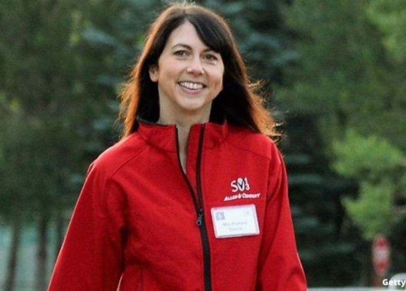 Jeff Bezos' Ex-Wife Mackenzie Scott Slashes Amazon Stake By Another $8 Billion