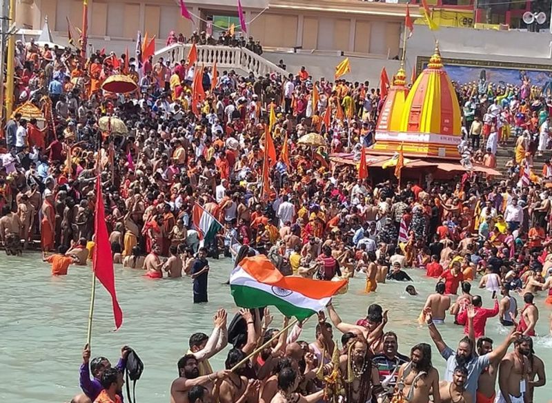 Swachch Mahakumbh 1 point 5 lakh toilets to be set up across Kumbh Mela area by December 15 2024 anr