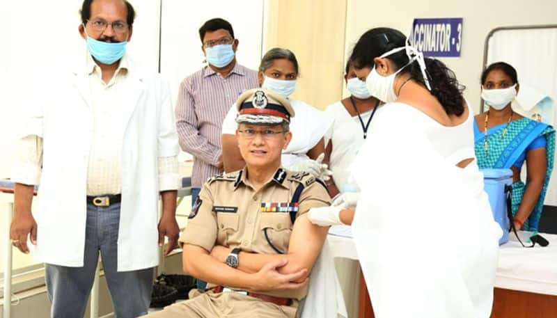 ap dgp gowtham sawang Receives First Shot of Covid 19 Vaccine ks