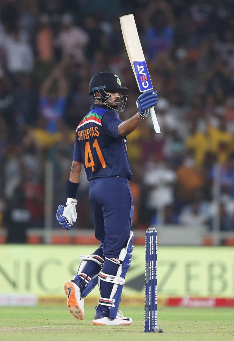 England Beat India in 1st T20I by 8 Wickets