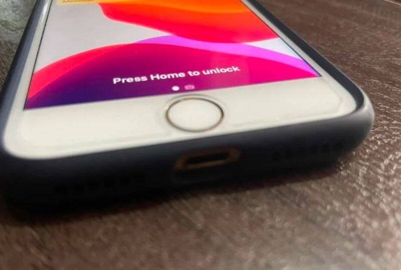 Touch ID may come back with iPhone 13, the company may decide due to Corona virus