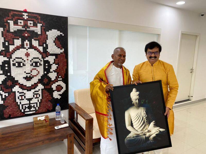 actor vivek meet ilaiyaraja in studio