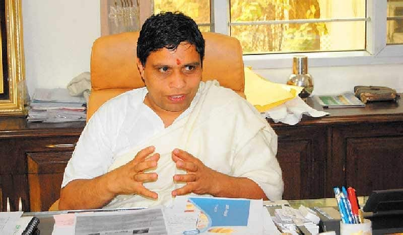 Ramdevs aide Acharya Balkrishna accuses IMA president of conspiring to convert India to christianity