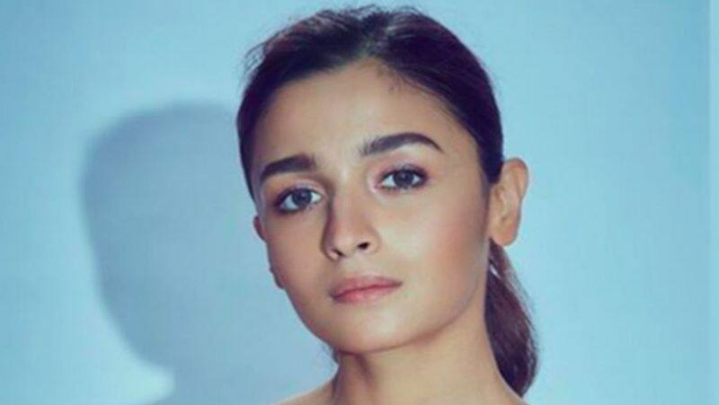 Bollywood Actress Alia Bhat tests corona positive