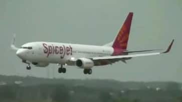 SpiceJet airlifts 2450 oxygen concentrators from Nanjing and Hong Kong